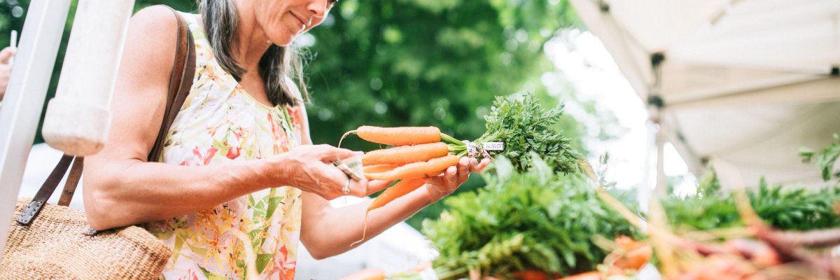 Farmers Market Shopping Mature Woman Farmers Market Shopping Mature Woman